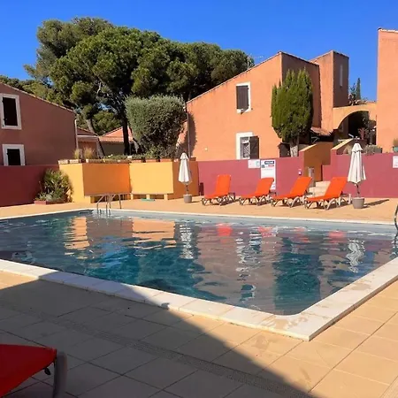 4 Pers Piscine Climatisée *